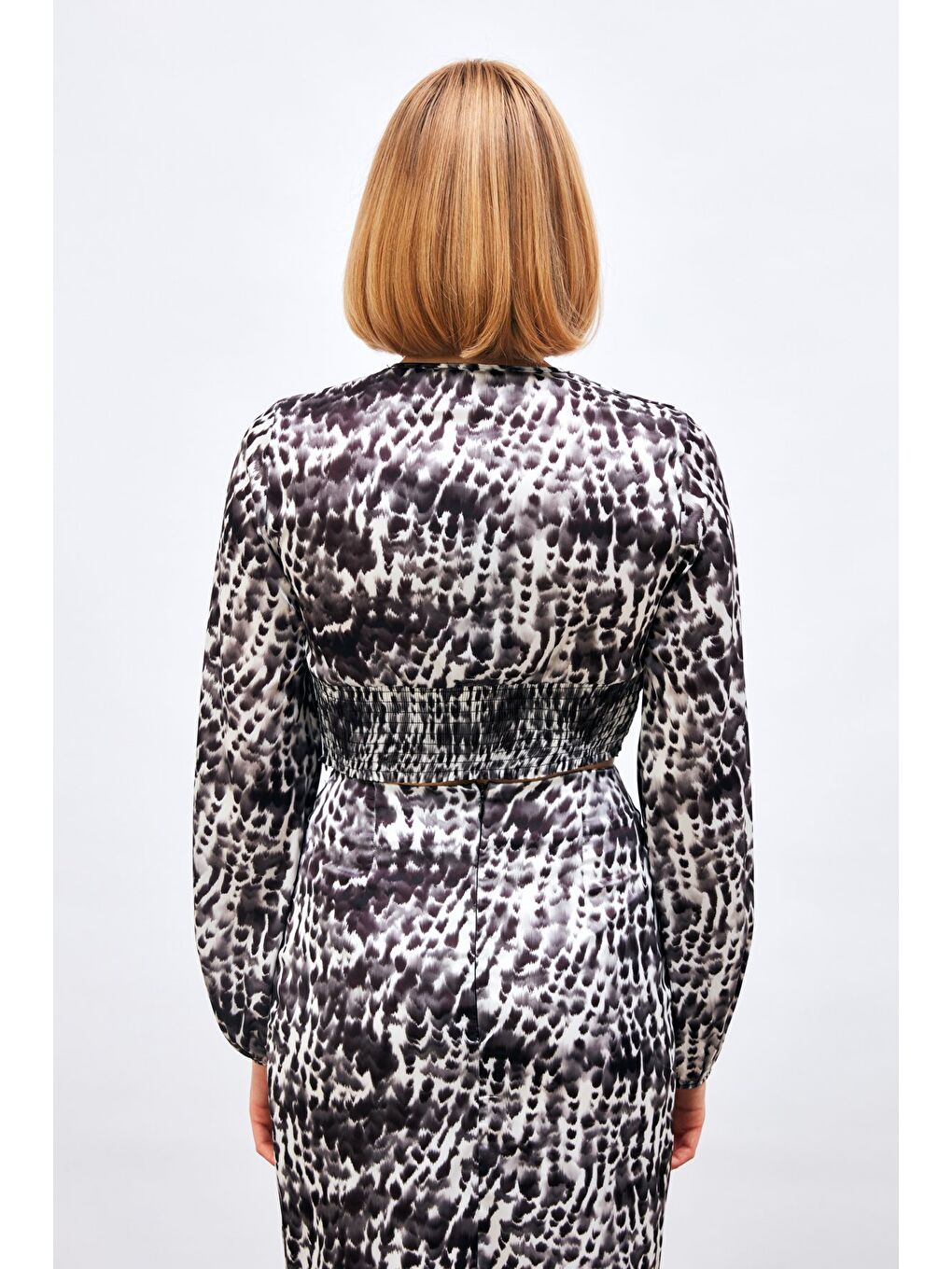 Düğüm Detaylı Desenli Bluz - Siyah-5