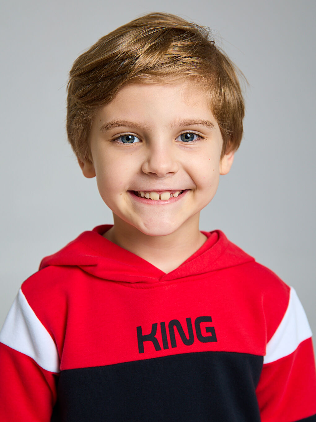 Kırmızı Kapüşonlu Bisiklet Yaka Erkek Bebek Sweatshirt ve Eşofman Alt 2 li Takım-5