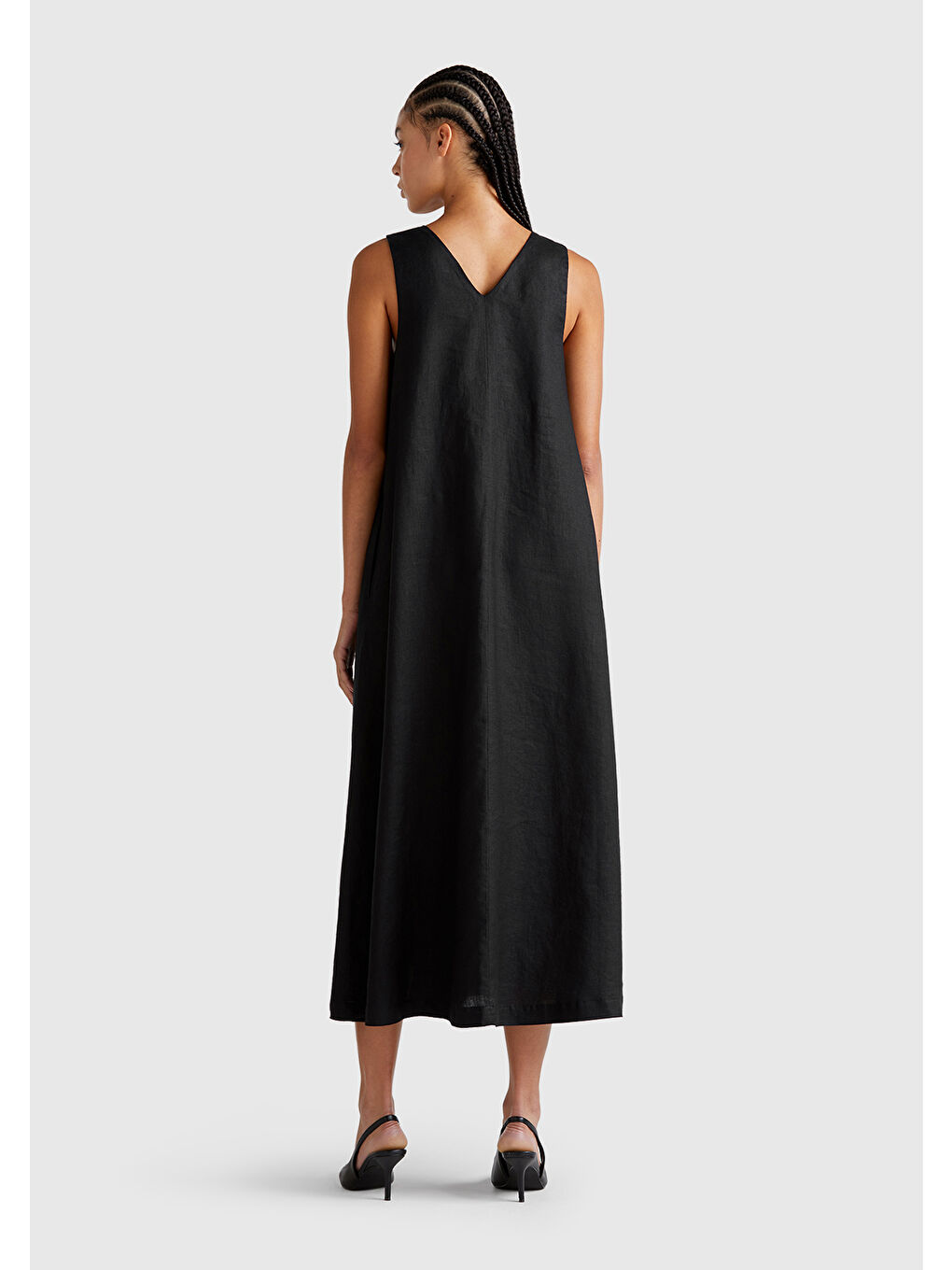 Kadın Siyah %100 Keten V Yaka Kolsuz A Kesim Midi Elbise-2