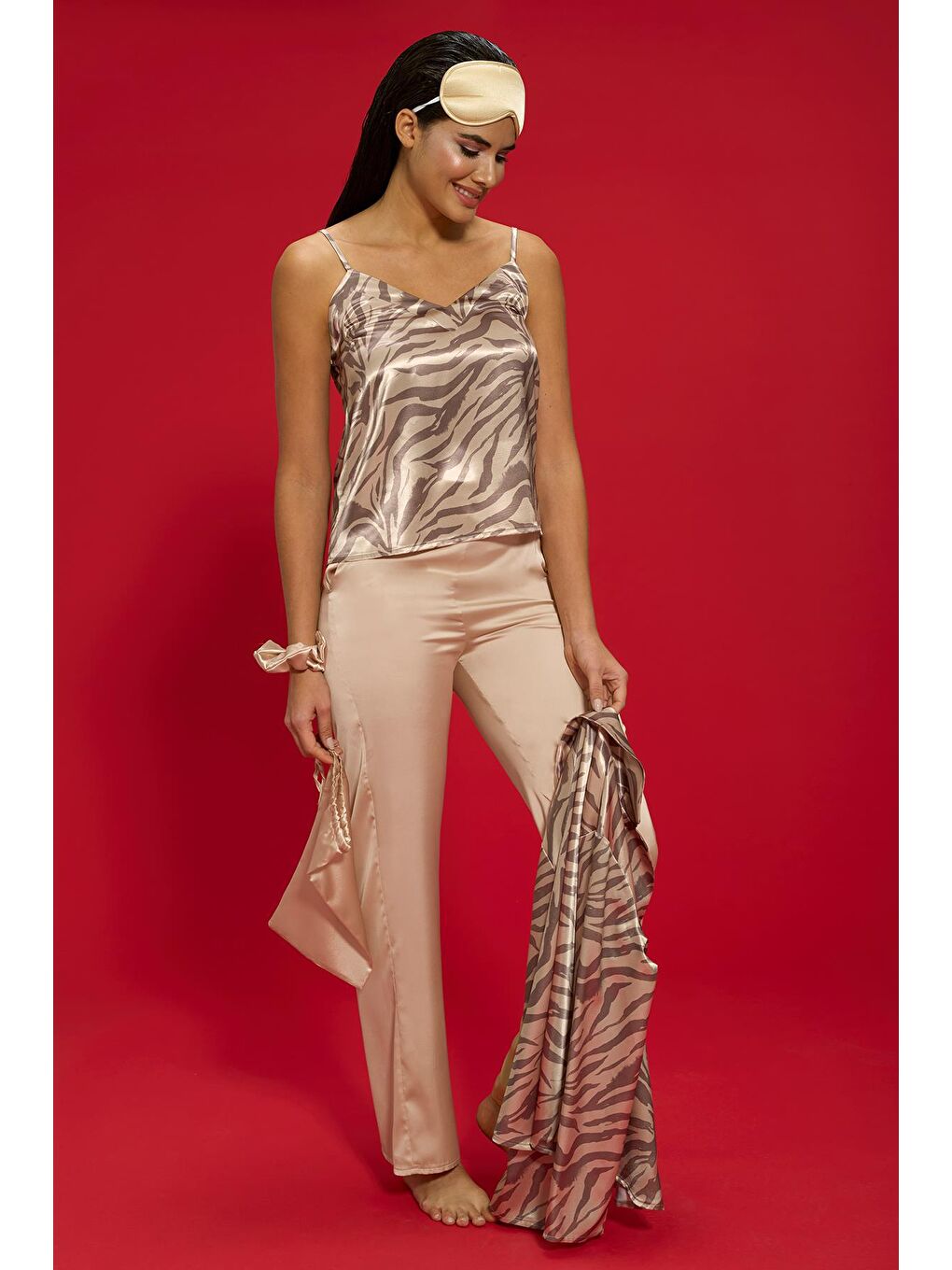 For You Moda Bej 6'lı Zebra Hem İçerde Hem Dışarıda Pijama Taş Takımı - 2
