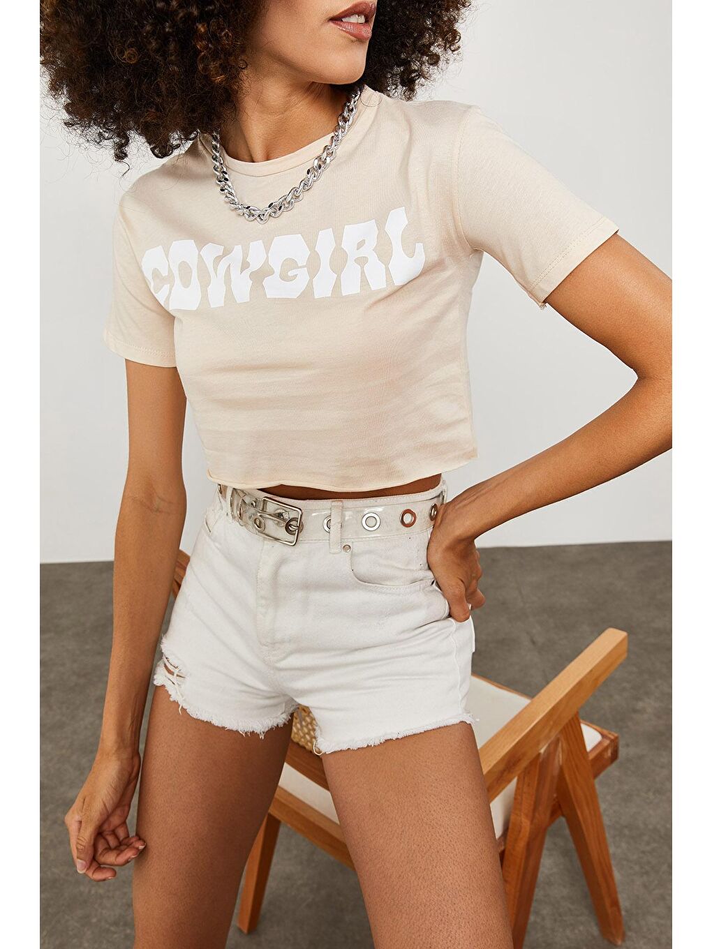 Bej Cow Girl Baskılı Crop Tişört 2KXK1-45698-25-3