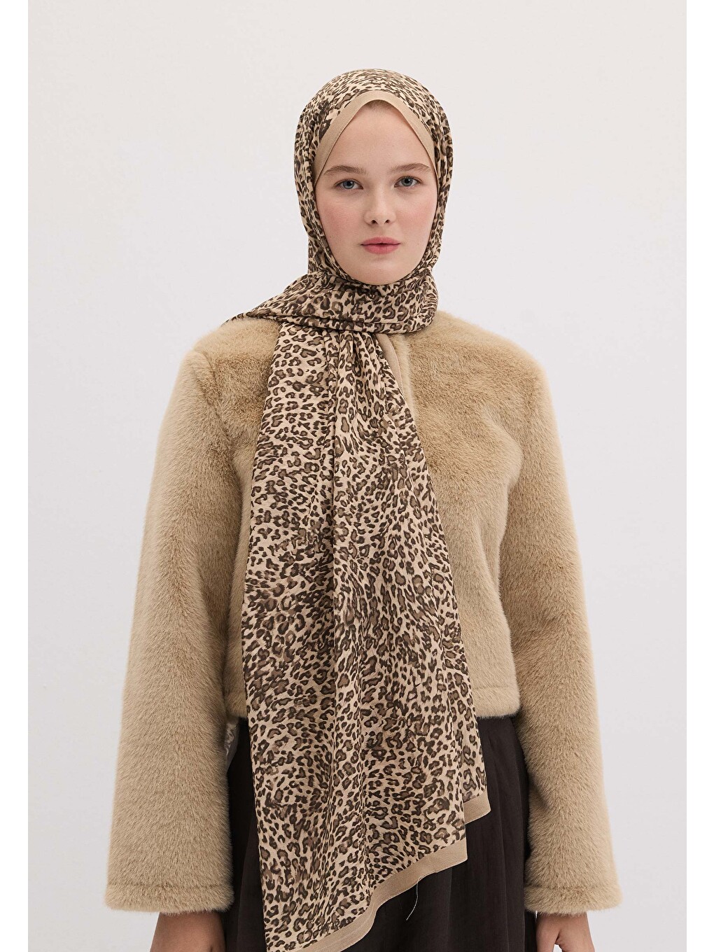 Bej Tıny Leopar Desen Şal Kum
