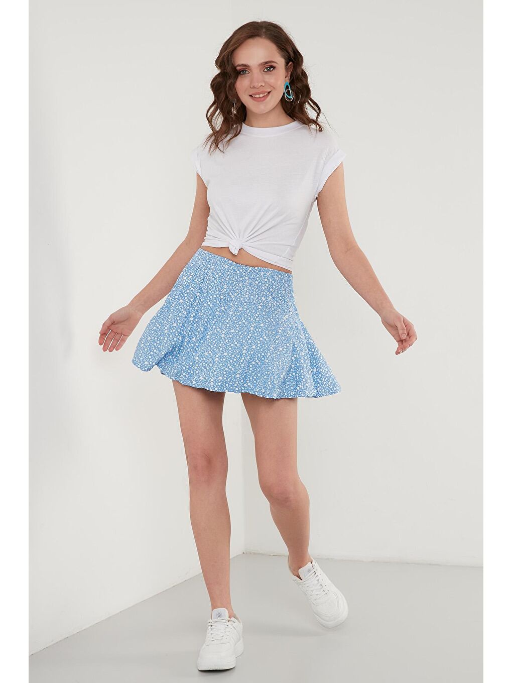 Mavi Çiçekli Beli Lastikli Şort Etek 5864024-1