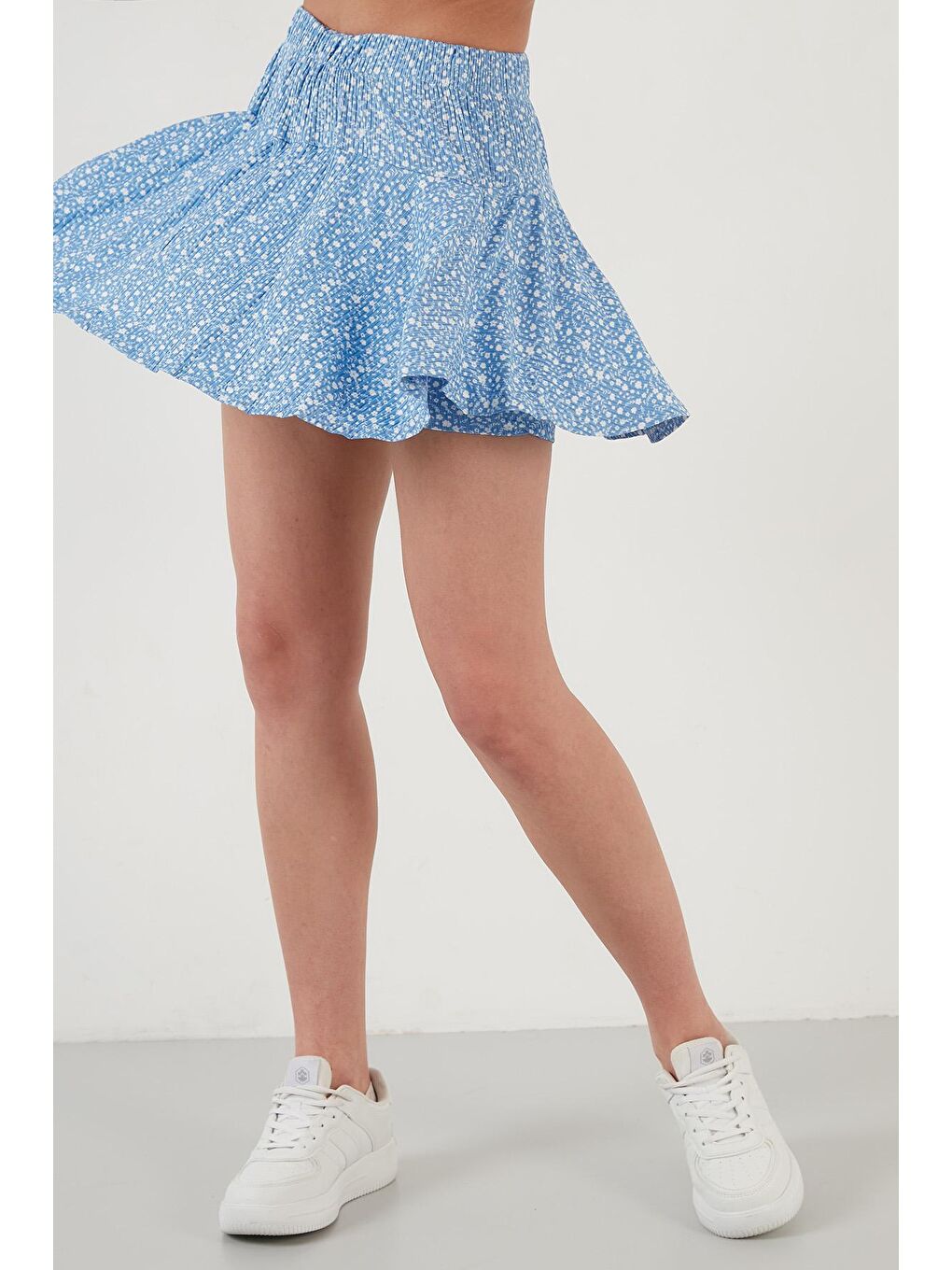 Mavi Çiçekli Beli Lastikli Şort Etek 5864024-4