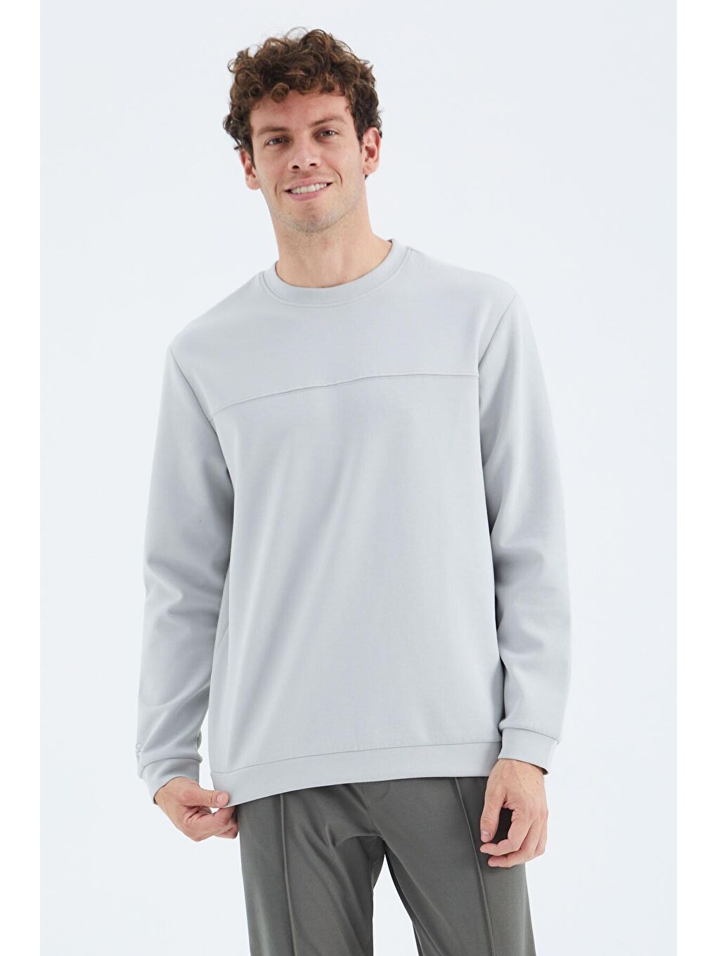 Bej Taş Bisiklet Yaka Ön Dikiş Detaylı Basic Rahat Kalıp Erkek Sweatshirt - 88270-4