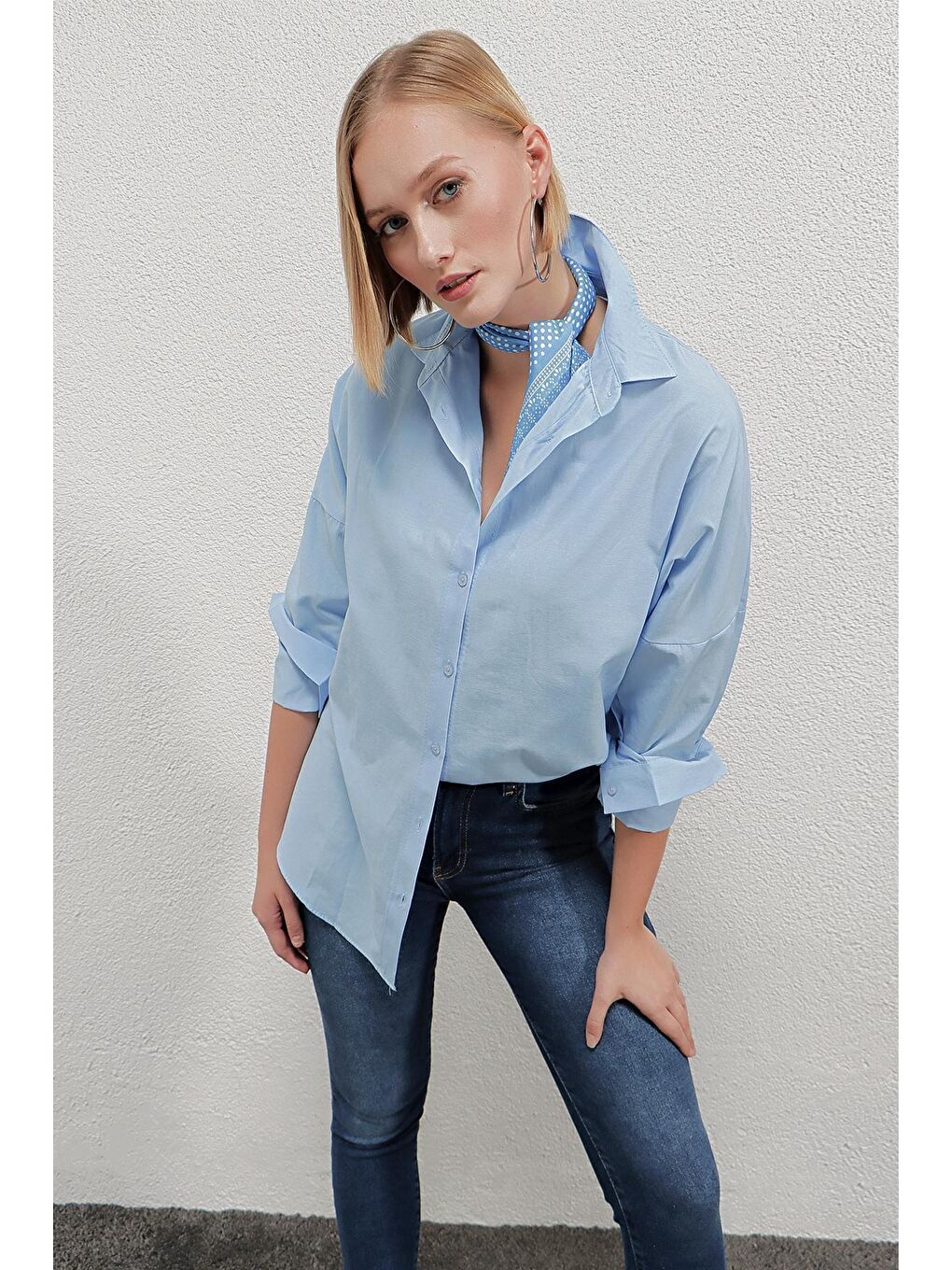Kadın Gök Mavi Oversize Uzun Basic Gömlek HZL22W-BD139001-3