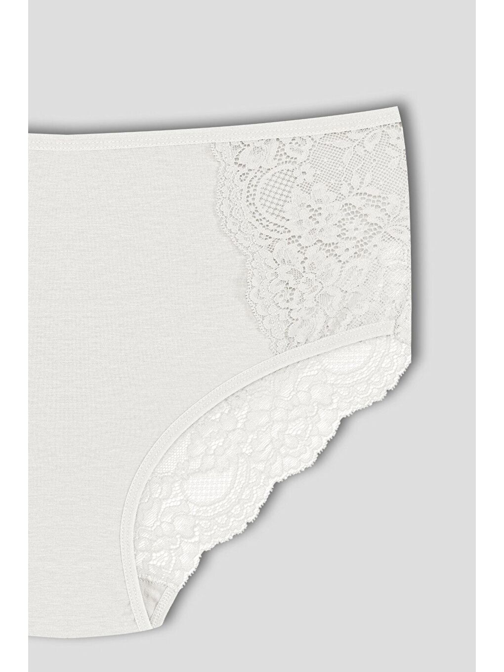 Ekru Pamuklu Ön Yanlar ve Arka V Dantel Detay Yüksek Bel Büyük Beden Kadın Külot-2