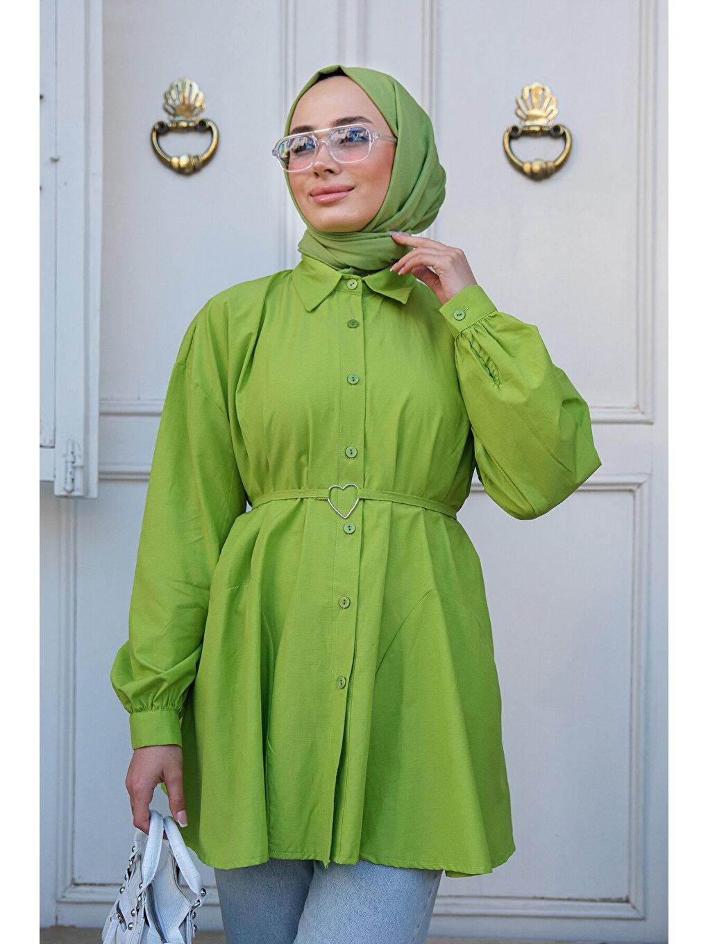 Yeşil Kalp Aksesuarlı Gömlek Fıstık Yesıl-3
