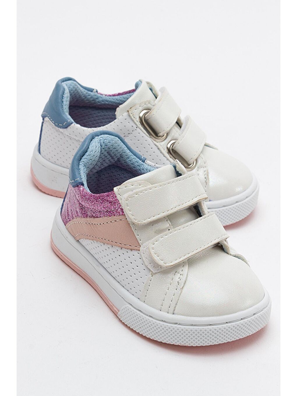 Kız Çocuk Beyaz Hakiki Deri Günlük Ayakkabı