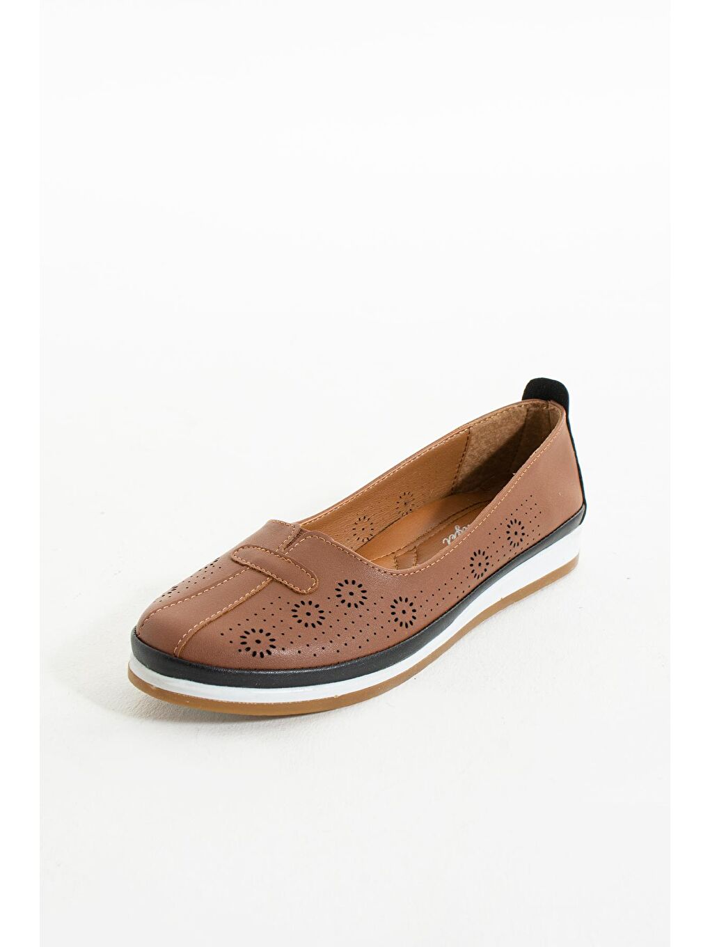 Kahverengi Lazer Kesim Ortopedik Taban İç Astar Hakiki Deri Kadın Ayakkabı 43-2584-23-4