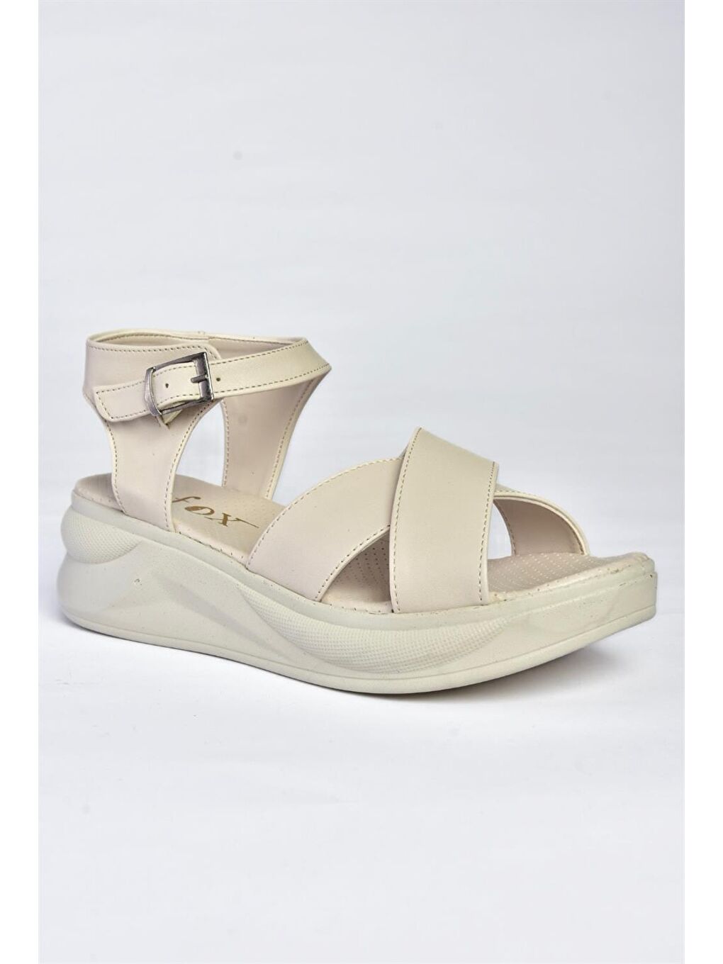 P713330209 Bej Kalın Tabanlı Günlük Kadın Sandalet-3