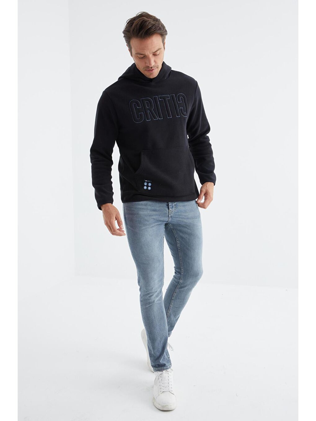 TOMMYLIFE Lacivert Yazı Nakışlı Kanguru Cepli Kapüşonlu Standart Kalıp Erkek Polar Sweatshirt - 88156 - 3