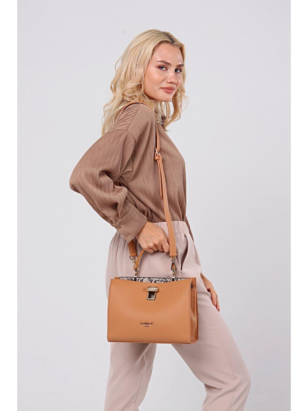 Kahverengi Kadın Içi Desenli Çanta-1