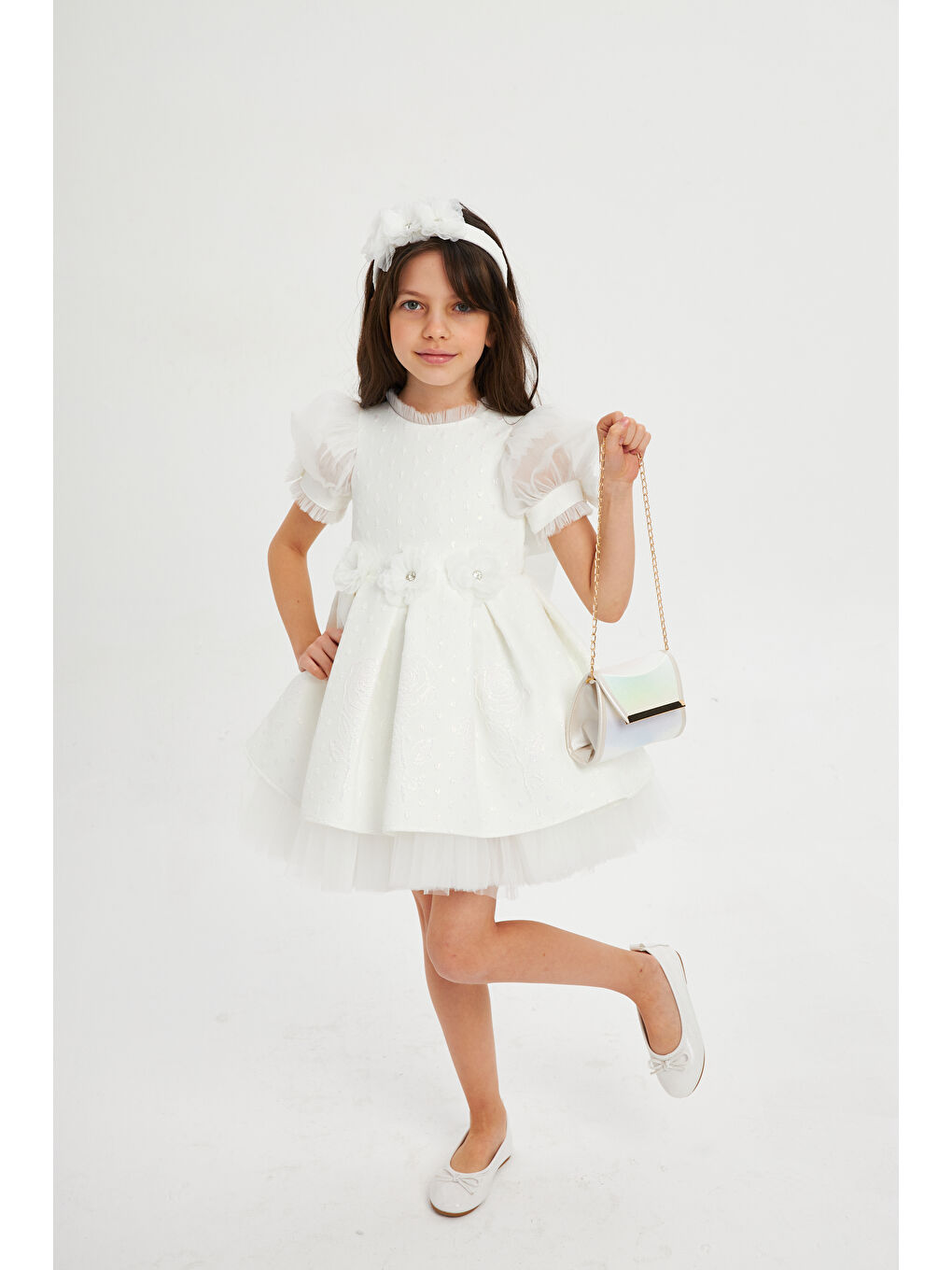 Ekru Balon Kollu Kumaşı Çiçek Desenli Çantalı Taçlı Abiye