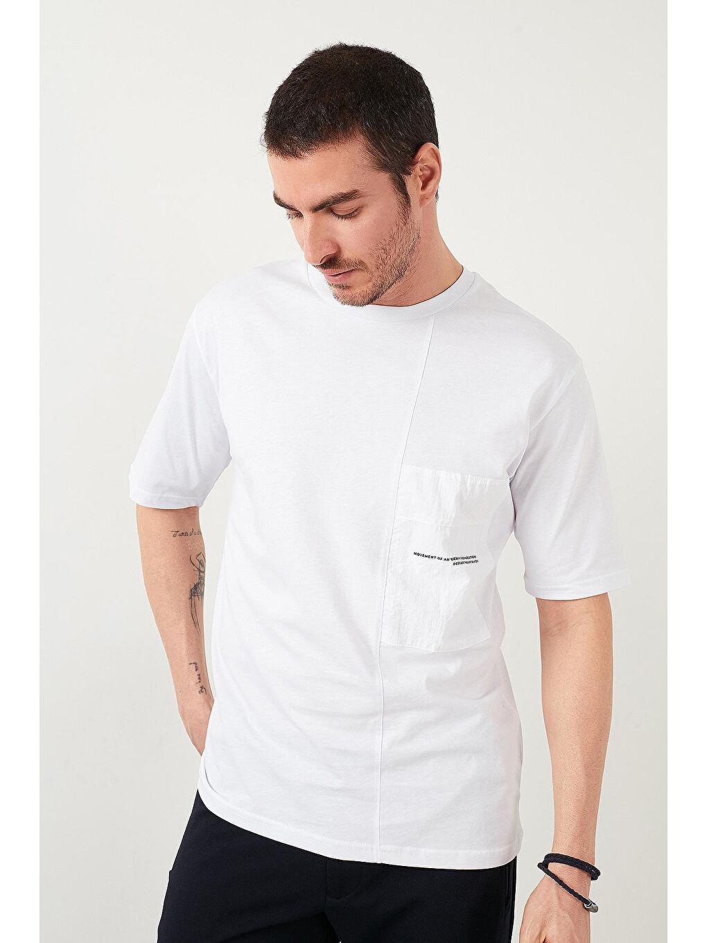 Beyaz Oversize Bisiklet Yaka %100 Pamuk Tişört 5721013