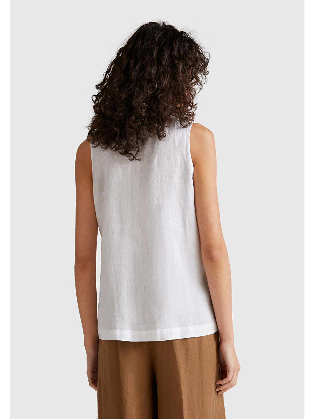 Kadın Beyaz %100 Keten V Yaka Kolsuz Geniş Kesim Bluz-2