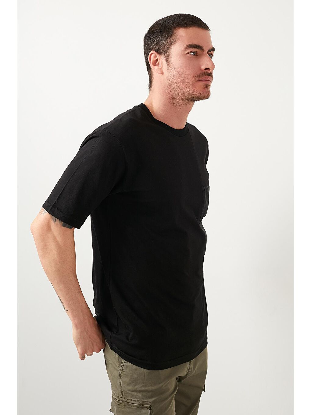 Siyah Oversize Bisiklet Yaka % 100 Pamuk T Shirt 5721013-1