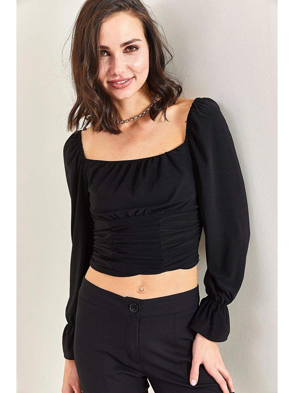 Siyah Kadın Kare Yaka Kol ve Ön Detaylı Candy Kumaş Bluz-1