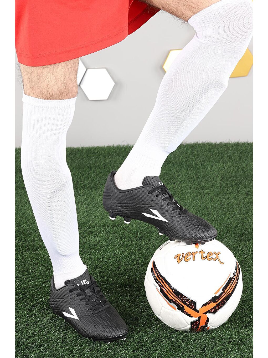 Siyah Aras KM Krampon Çim Saha Erkek Spor Futbol Ayakkabısı-1