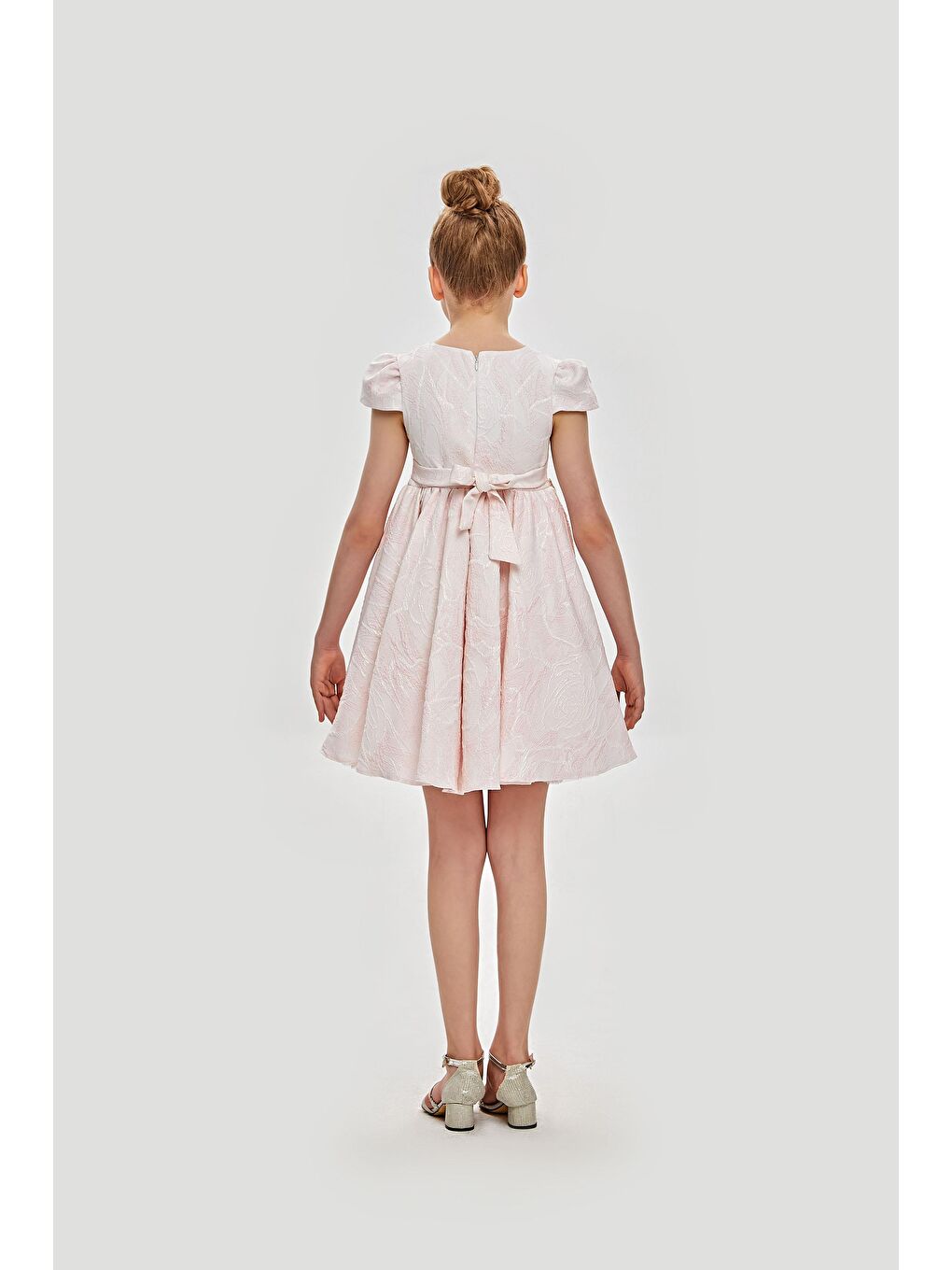 Pembe Jakarlı Robası Fiyonklu Çantalı Abiye-1