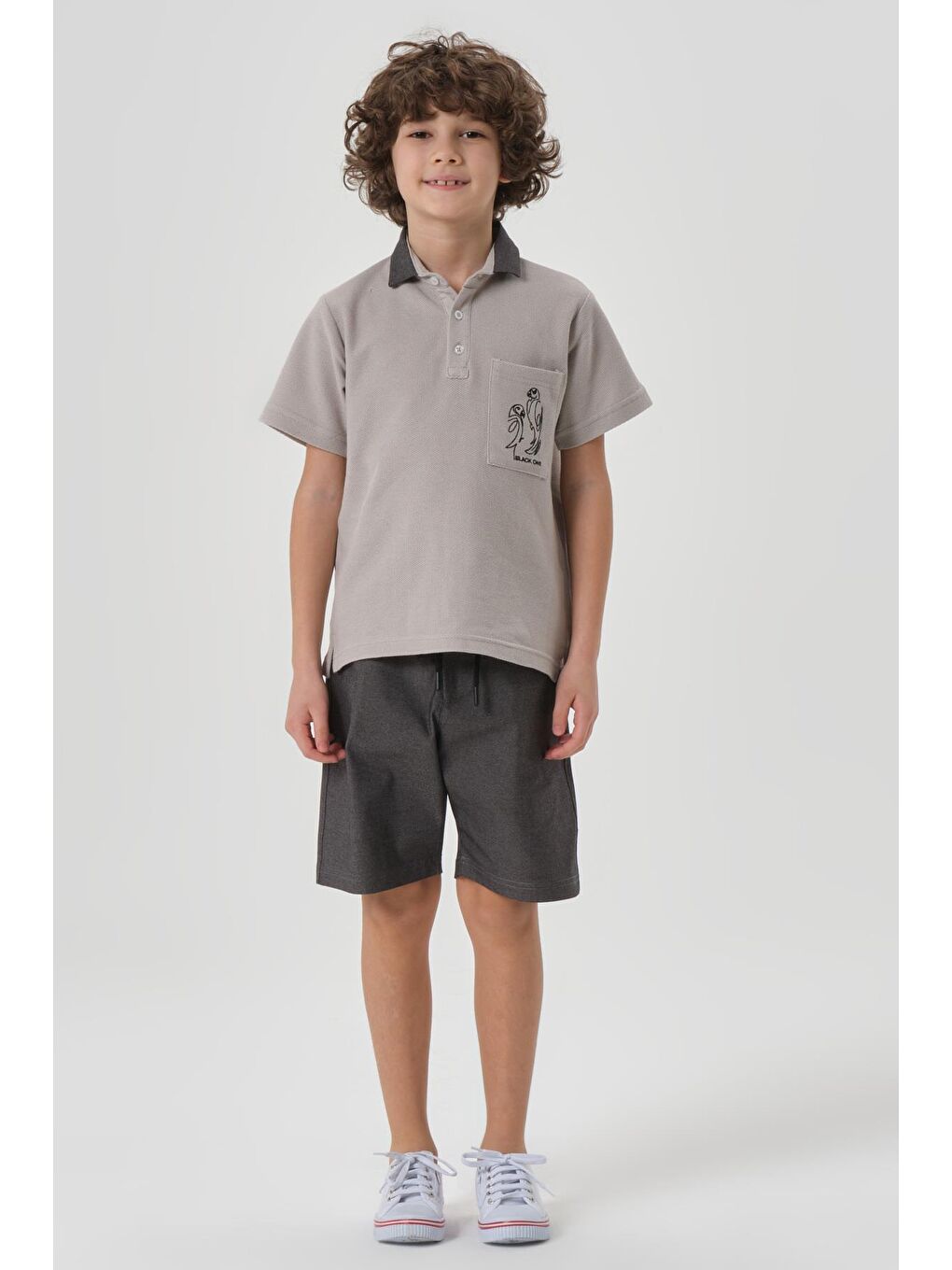 Gri Petek Kumaştan Üst Cep Baskı Detaylı Erkek Çocuk Alt Üst Takım