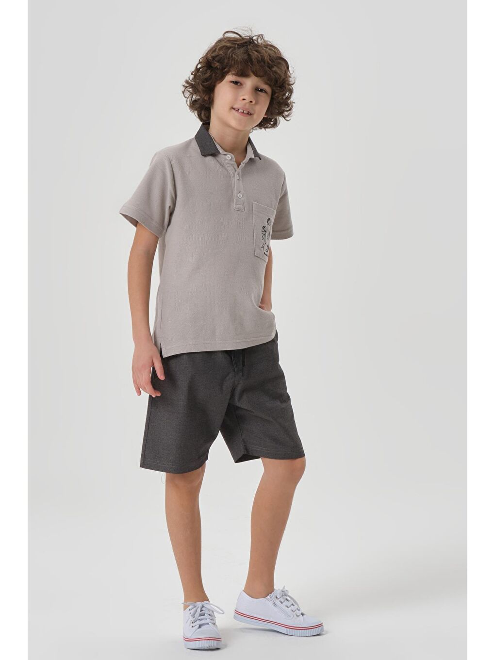 Gri Petek Kumaştan Üst Cep Baskı Detaylı Erkek Çocuk Alt Üst Takım-2