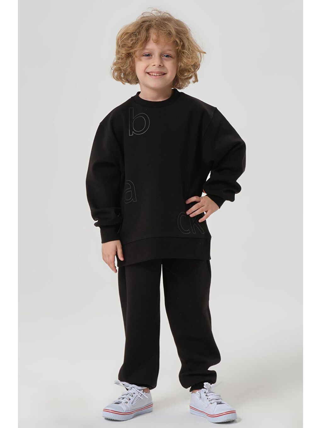 Siyah Bisiklet Yaka Çelikli İnterlok Kumaştan Baskı Detaylı Erkek Çocuk Eşofman Takımı