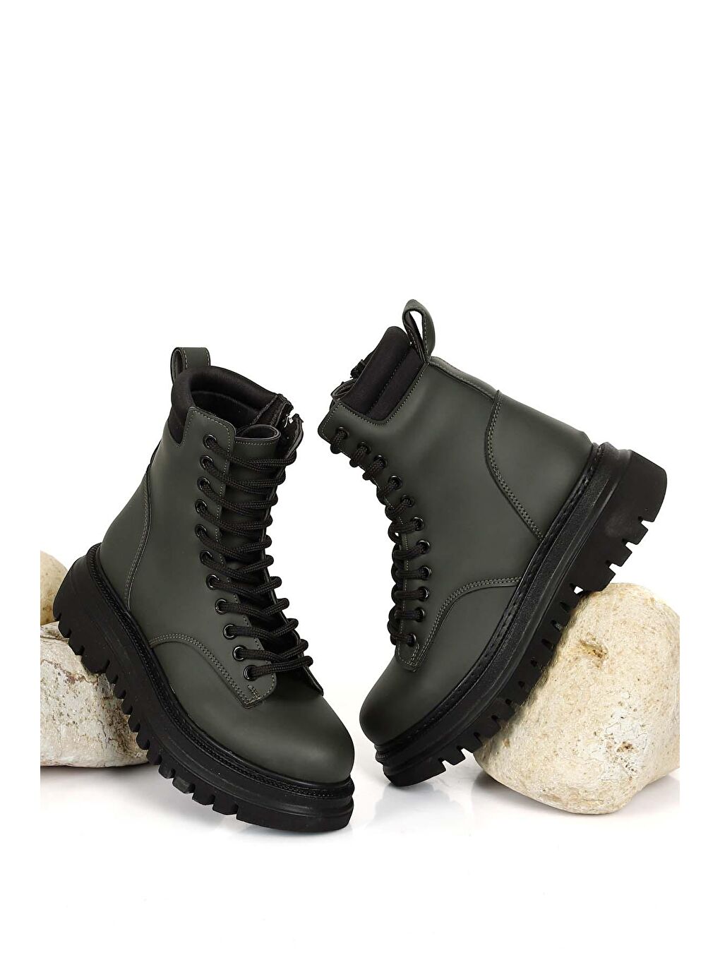 Haki Yuvarlak Burun Topuklu Bağcıklı Fermuarlı Kadın Günlük Postal Bot 36252