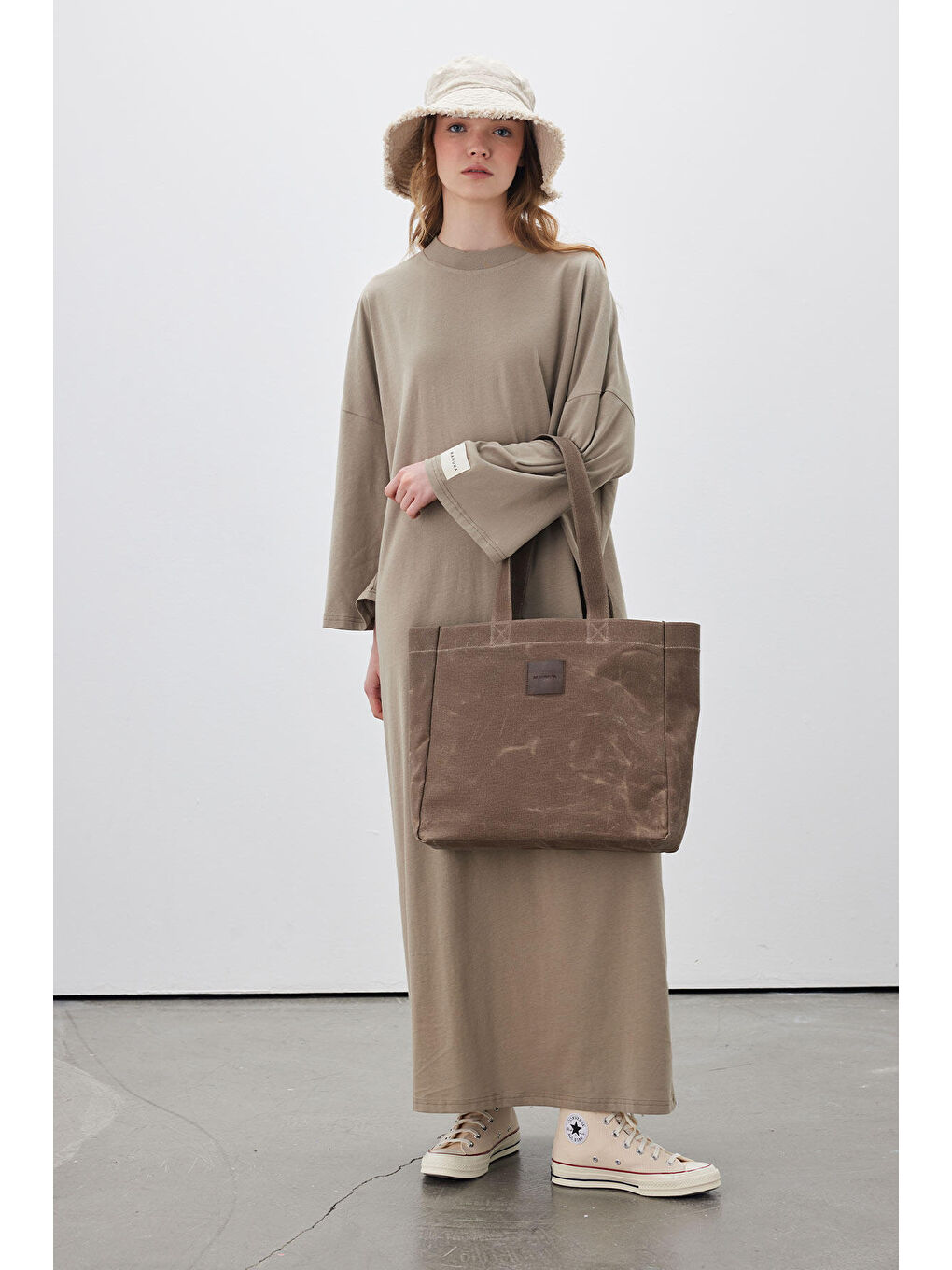 Bej Oversize Uzun Rahat Elbise Vizon-4