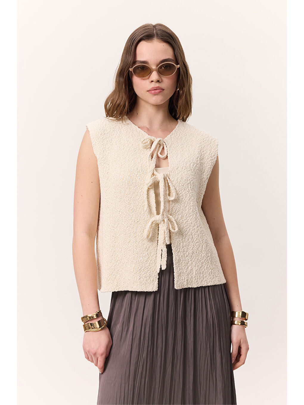 Bej Bağcıklı Triko Yelek Vanilya-1