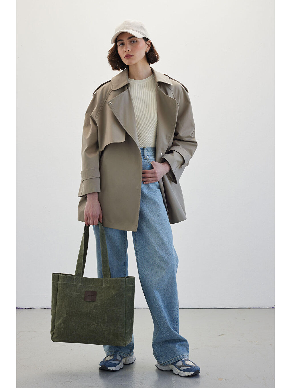 Yeşil Oversize Kısa Trençkot Çağla-3