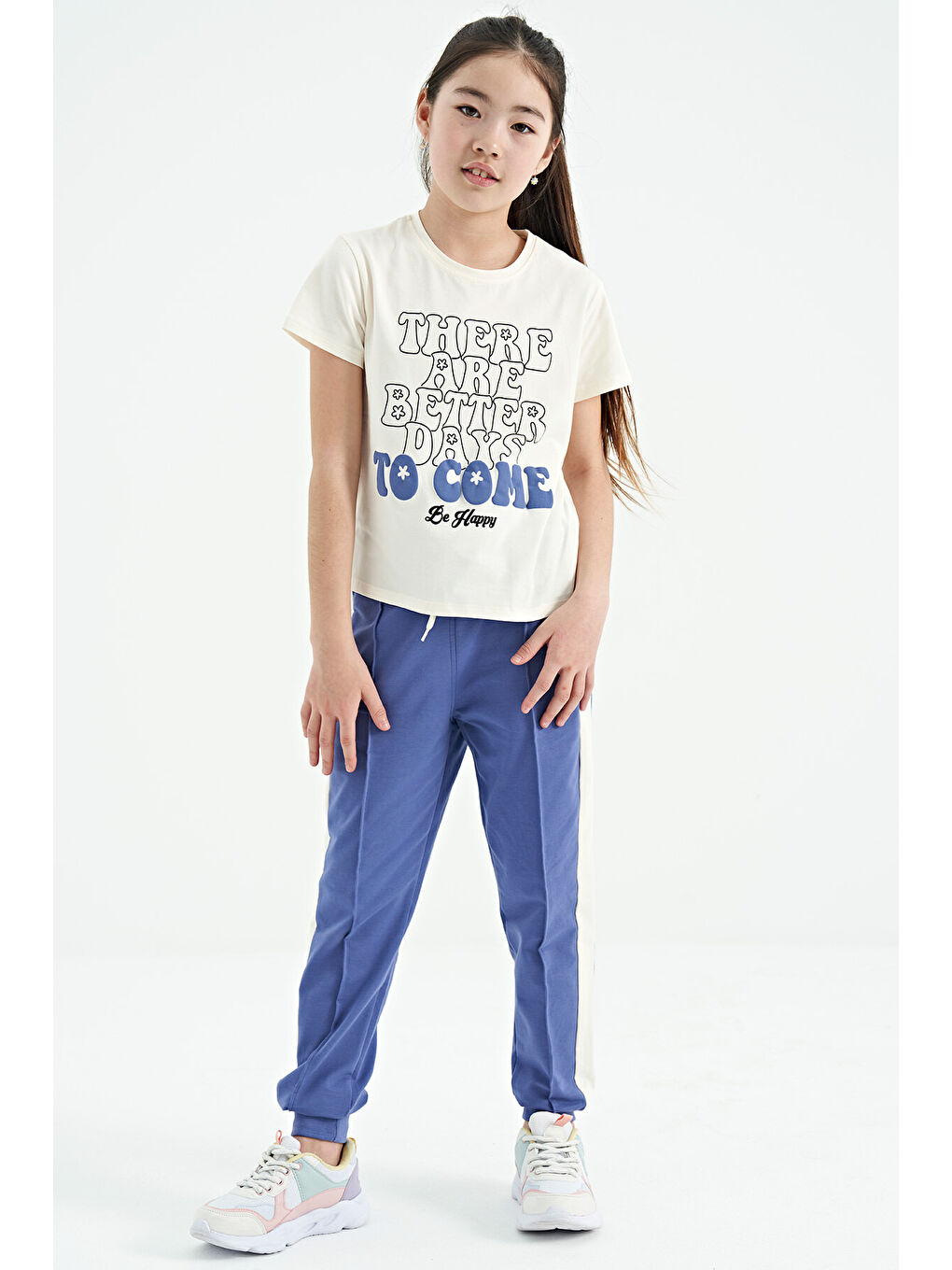 Ekru O Yaka Yazı Baskılı Rahat Form Kısa Kollu Cropped Kız Çocuk Tişört - 75118-1