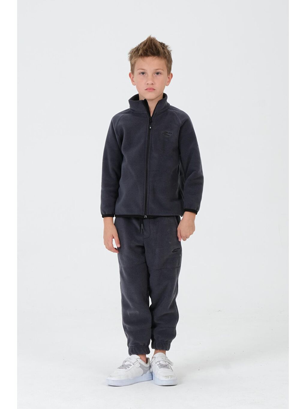 Gri Erkek Çocuk Polar Kumaş Takım