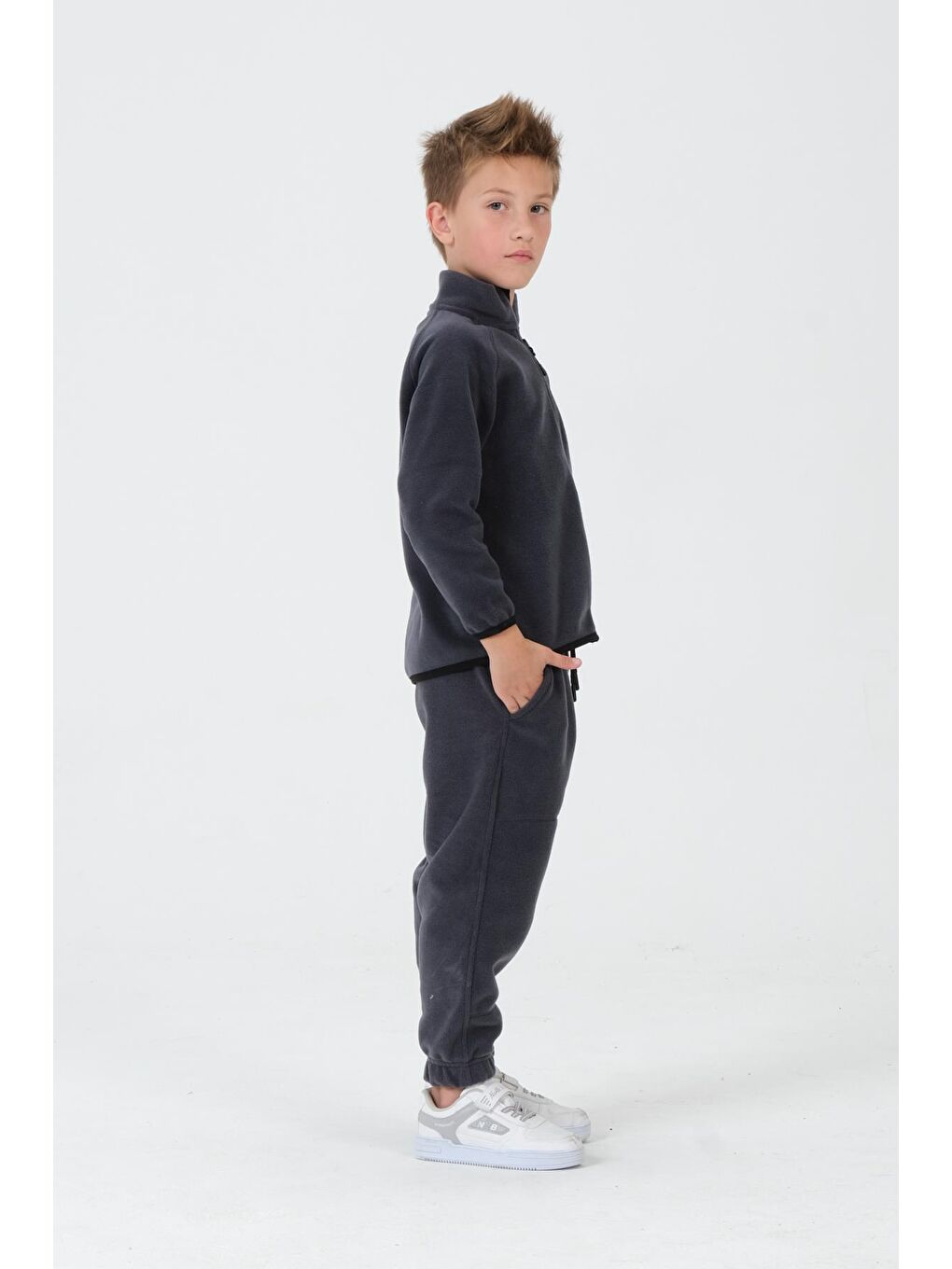 Gri Erkek Çocuk Polar Kumaş Takım-2