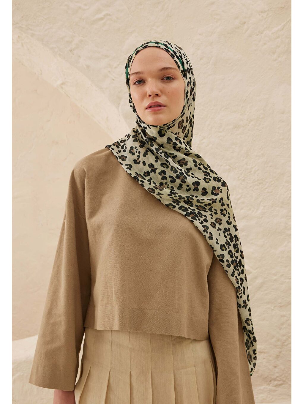 Soft Yeşil Leopar Desen Rami Şal-3