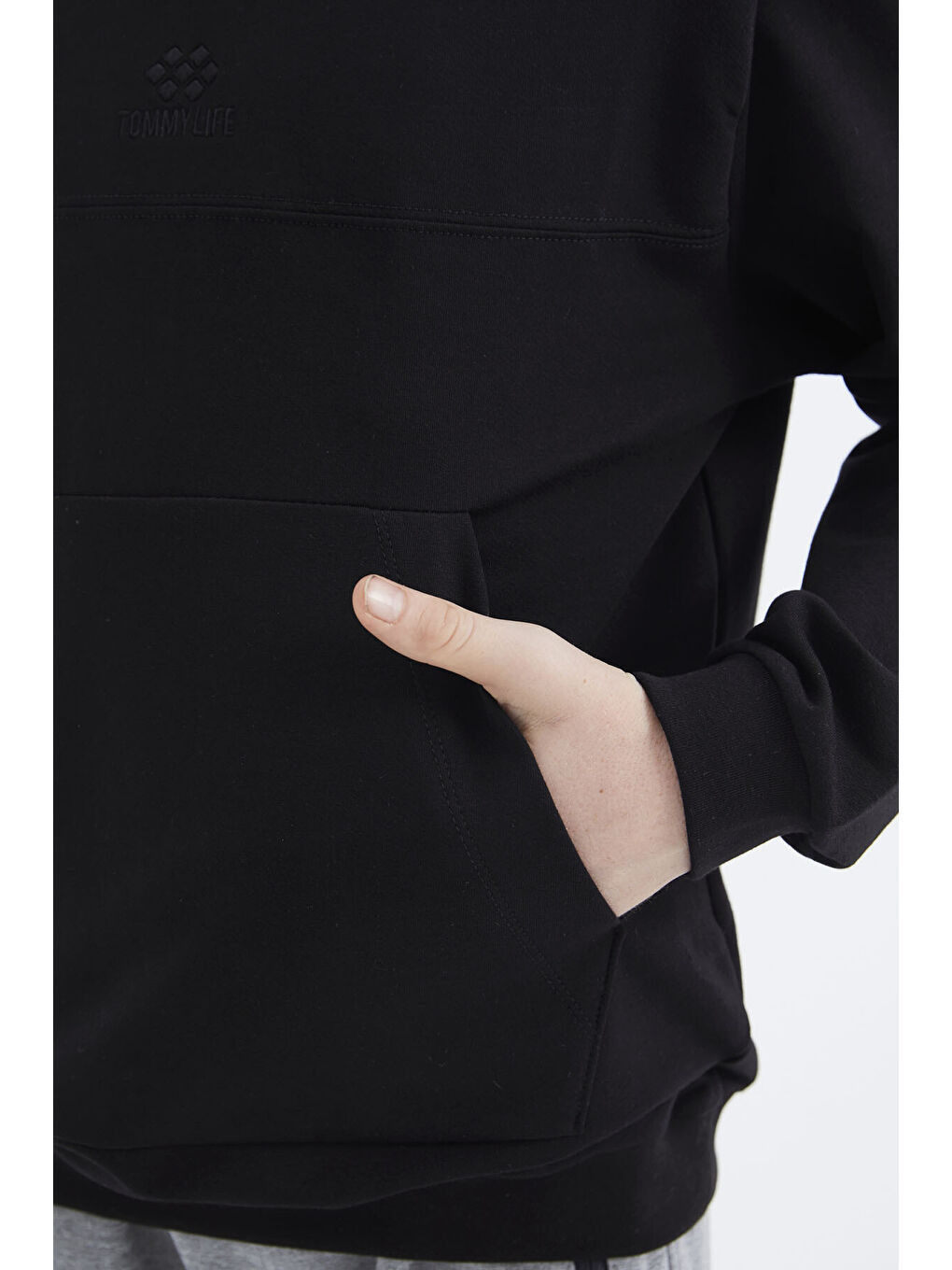 Siyah Kapüşonlu Basic Erkek Çocuk Sweatshirt   11181-3