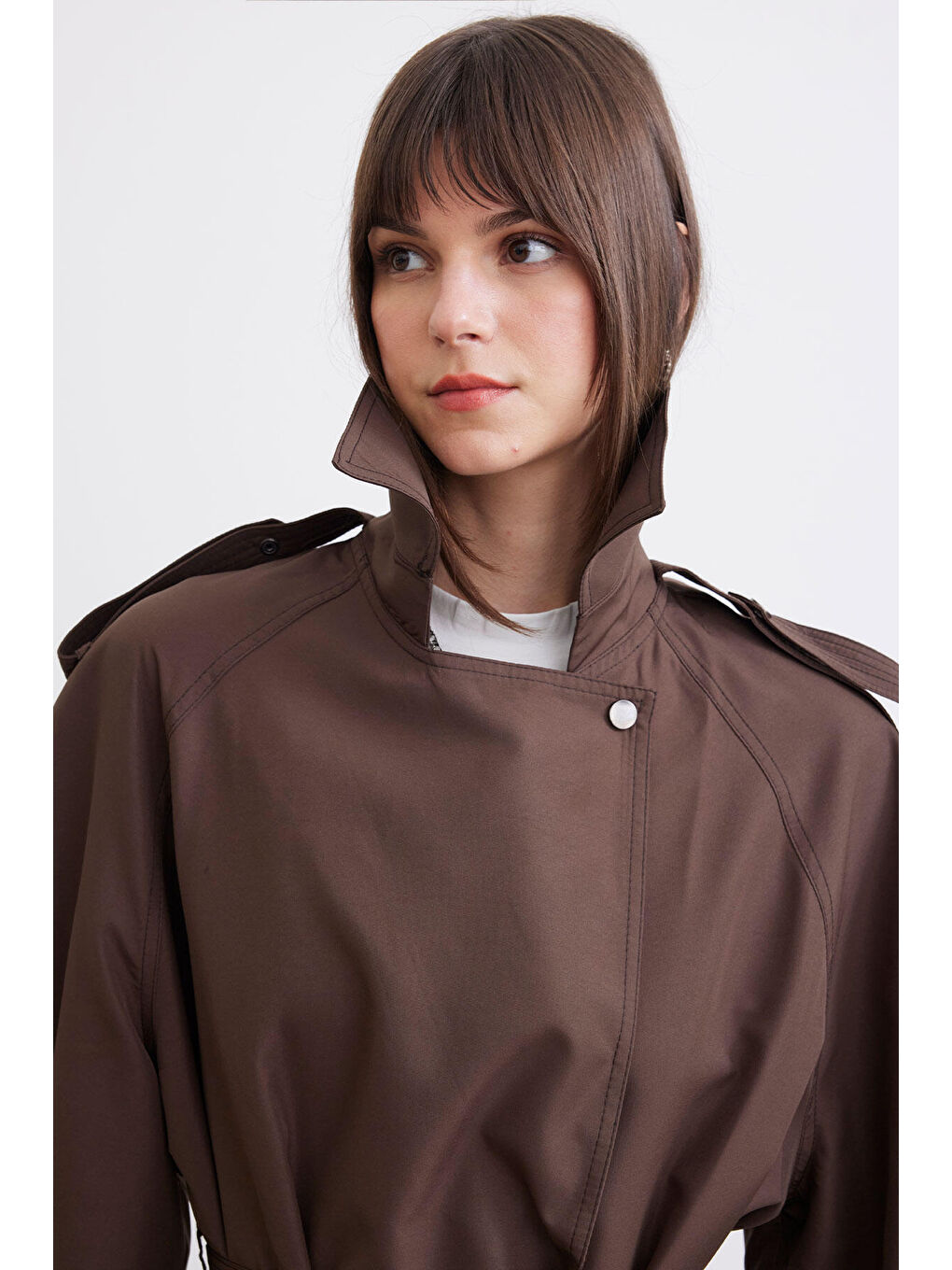 Kahverengi Kemerli Dökümlü Trençkot Acı Kahve-5