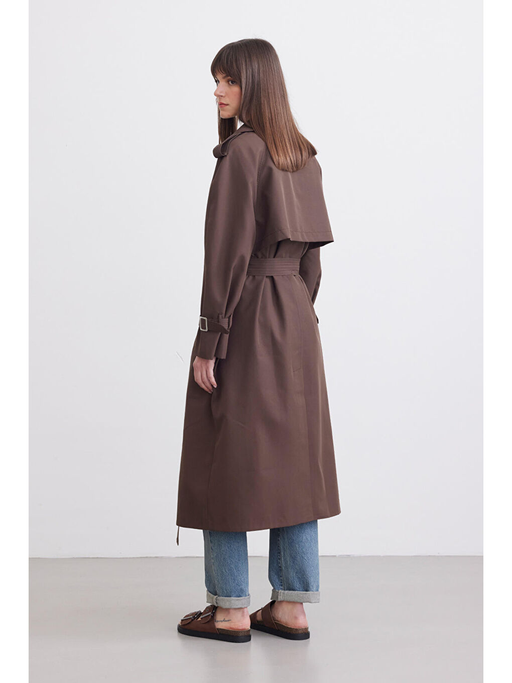 Kahverengi Kemerli Dökümlü Trençkot Acı Kahve-7