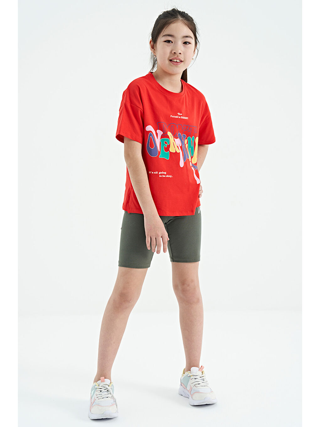 Kırmızı Fiesta Renki Yazı Baskılı O Yaka Oversize Kısa Kollu Kız Çocuk Tişört - 75112-8