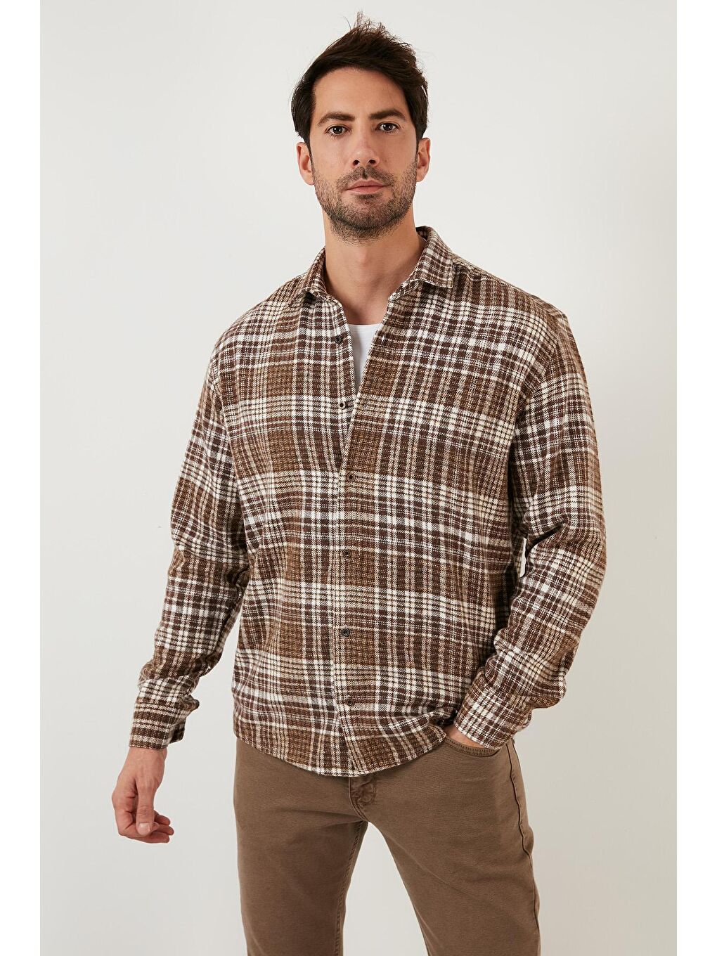 Kahverengi Ekose Desenli Pamuklu Regular Fit Kışlık Oduncu Gömlek 5896601-3