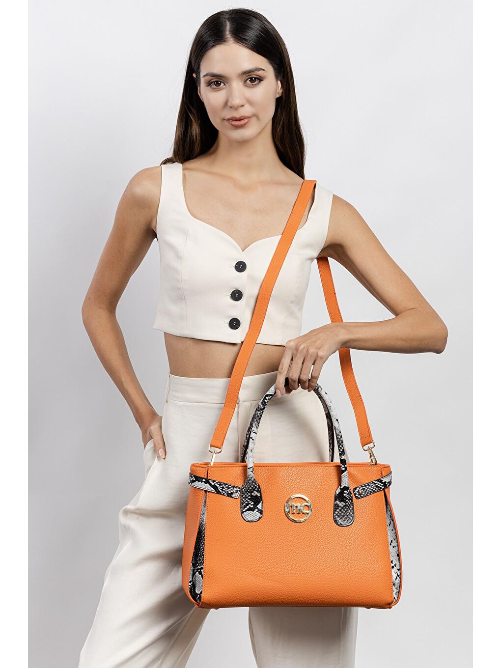 Turuncu Kadın Omuz Çantası Sandra MC231101594