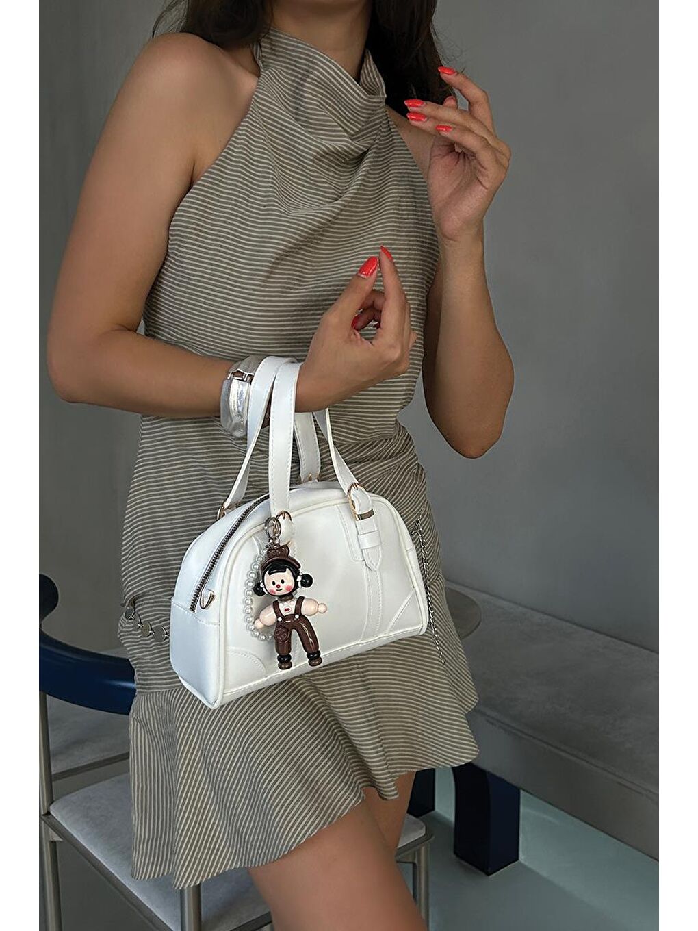 Key İncili Çanta Charmı Kahverengi-4