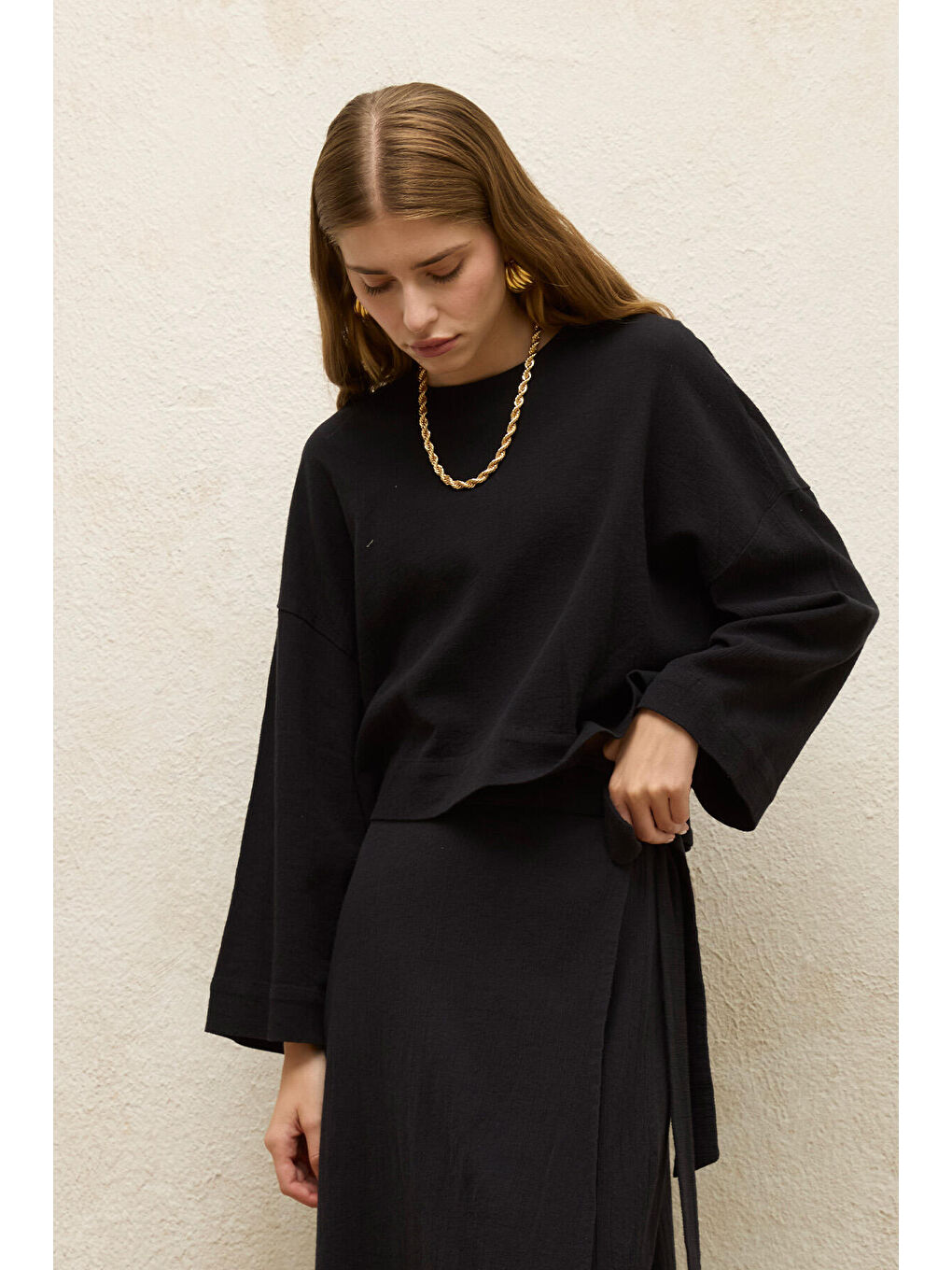 Pamuklu Geniş Kol Crop Bluz Siyah-2