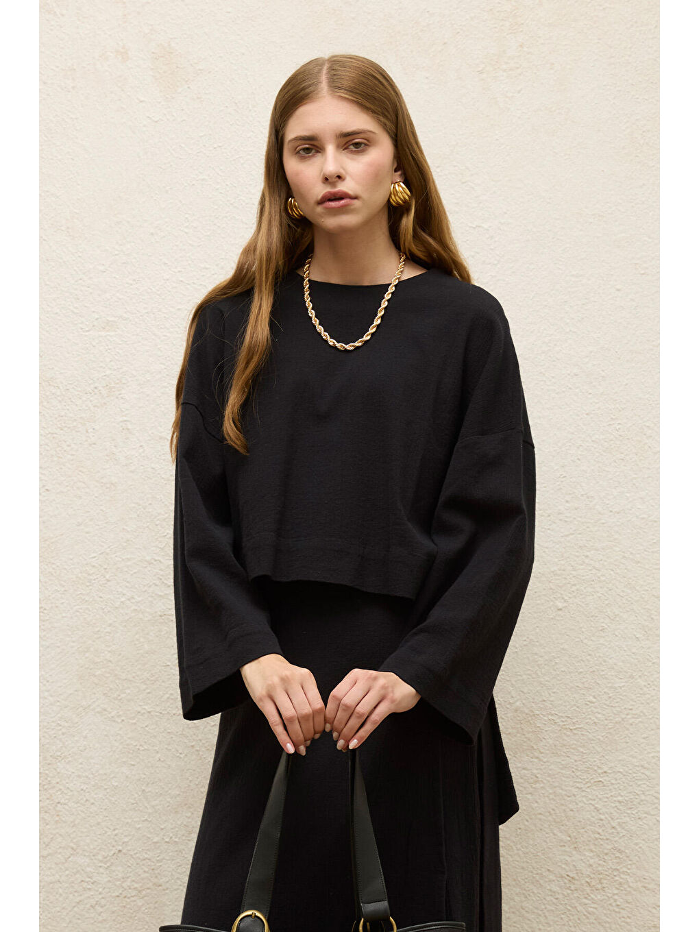 Pamuklu Geniş Kol Crop Bluz Siyah-4