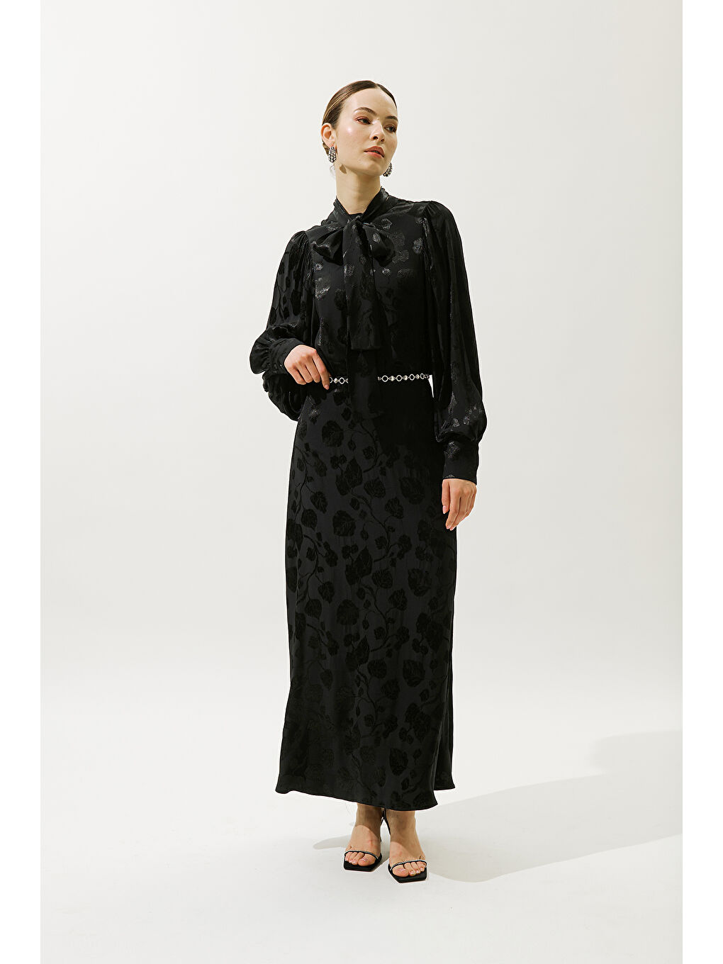 Jakarlı Saten Etek Siyah-2