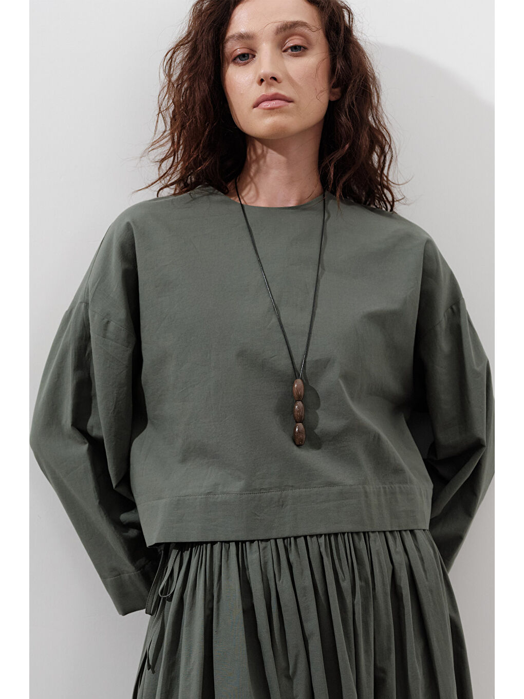 Pamuklu Crop Uzun Kol Bluz Çam Yeşili-2