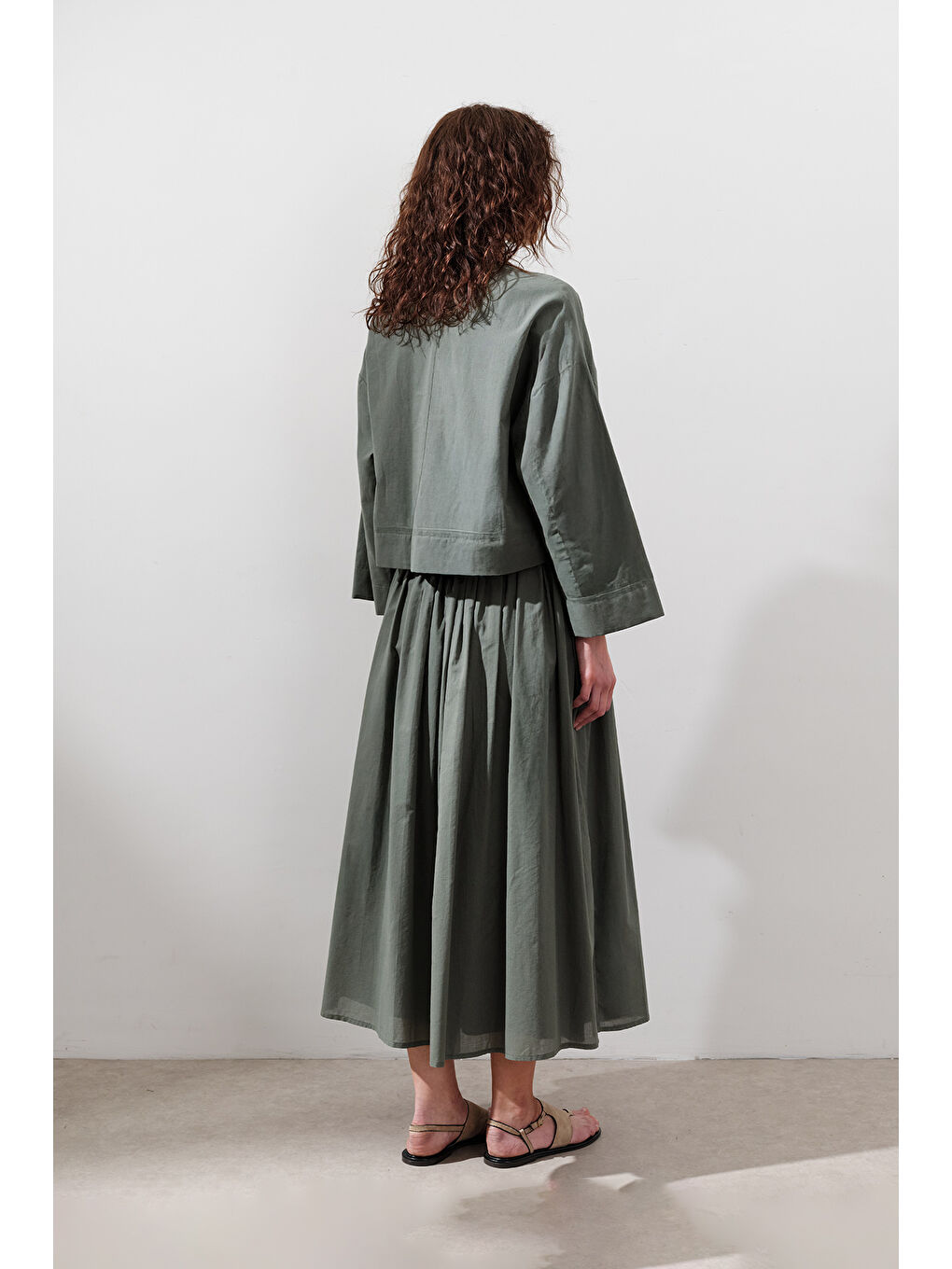 Pamuklu Crop Uzun Kol Bluz Çam Yeşili-6