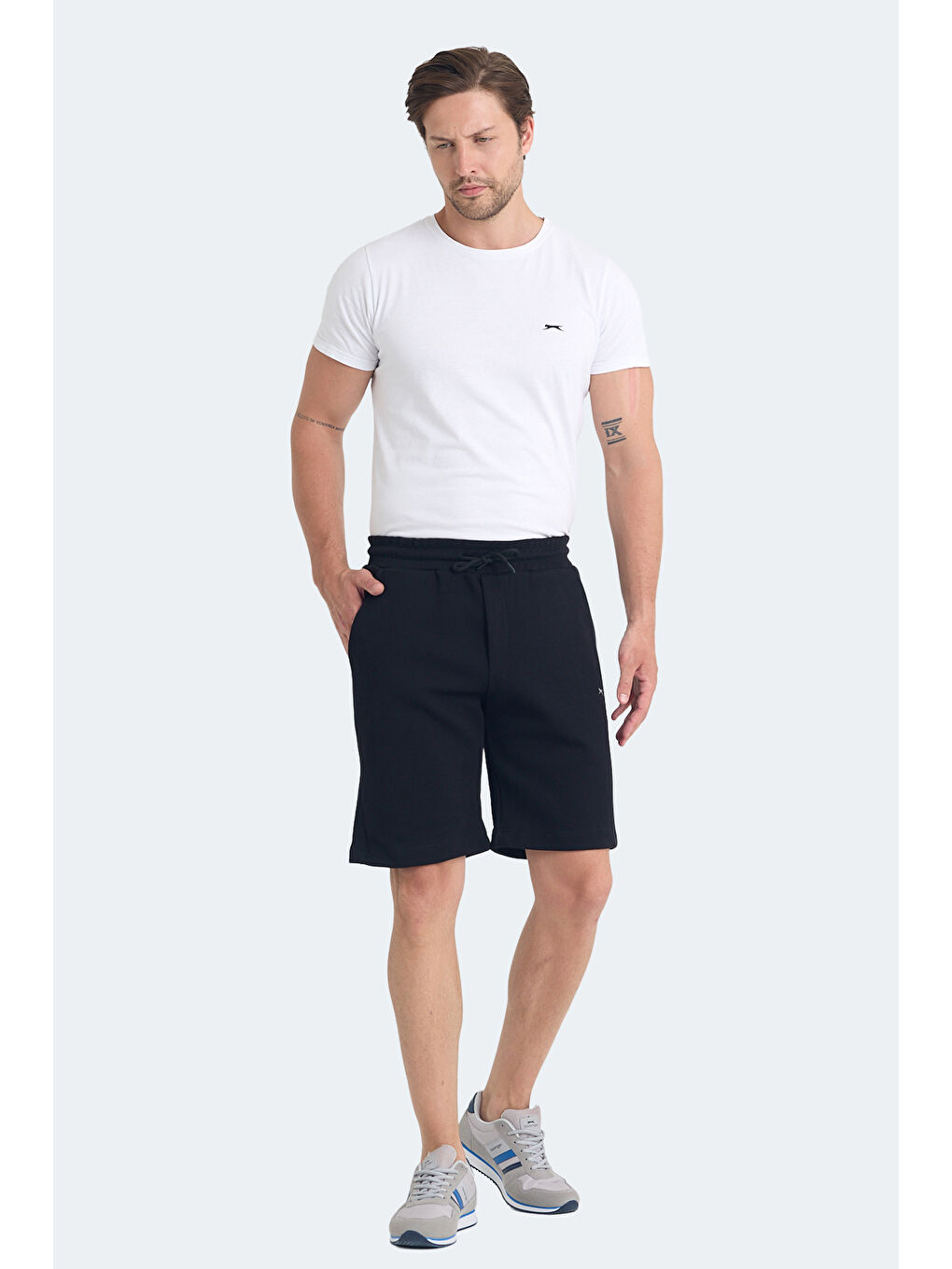 VELVELA I Erkek Cepli Siyah Şort-5