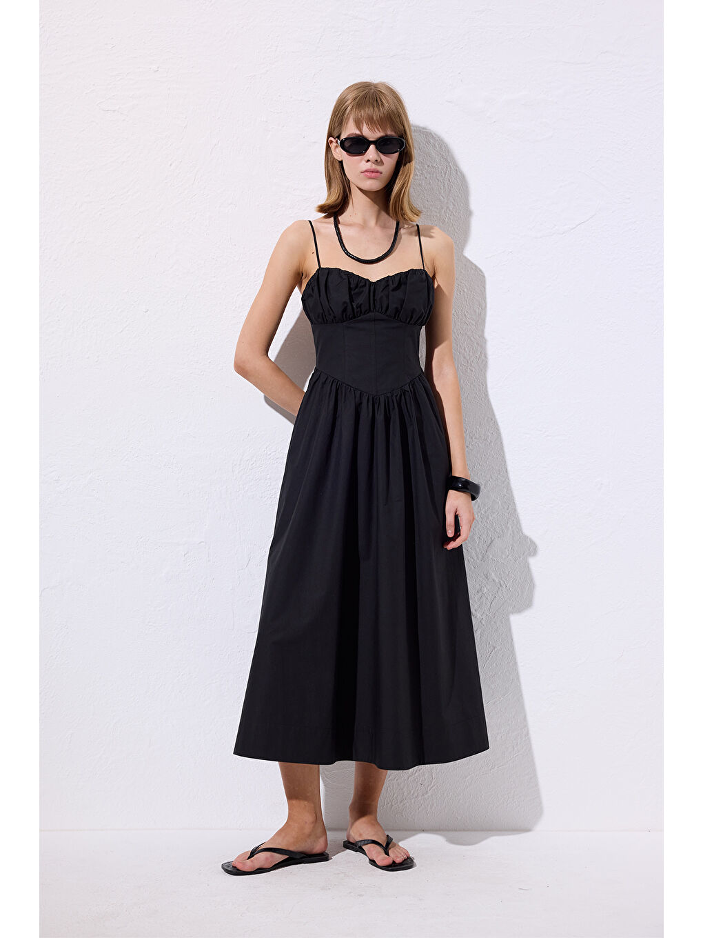 Büzgülü Korsajlı Elbise Siyah-1