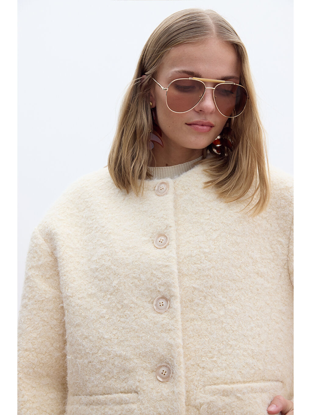 Kalın Kaşe Cepli Kısa Kaban Bej-2